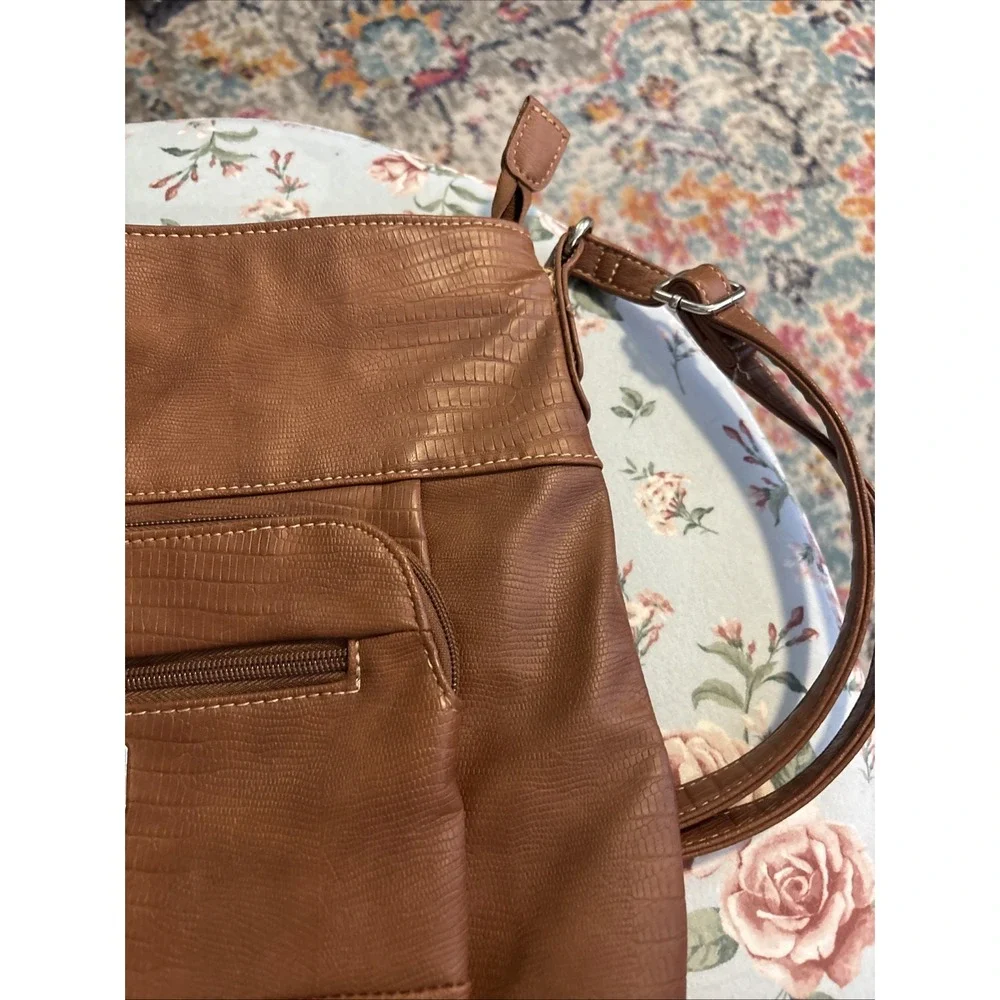 Multisac closure camel multiple